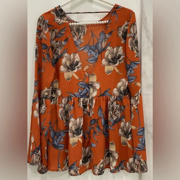 🔴M GIRLS V BACK FLORAL TOP🔴 - Picture 3 of 9